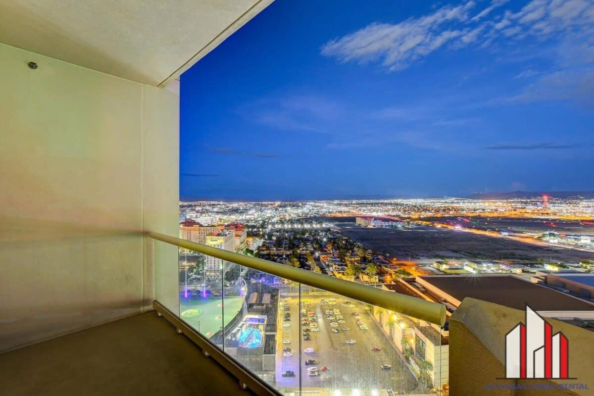 Signature 2br3ba Balcony Combo Units 29-602 And 04