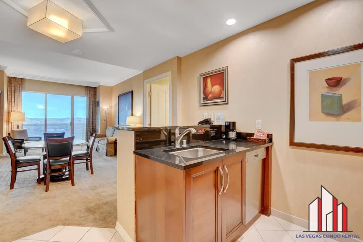 Holiday home Signature 2br3ba Balcony Combo Units 29-602 And 04 Las Vegas