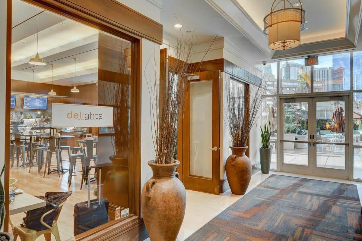 Signature 2br3ba Balcony Combo Units 29-602 And 04 Holiday home Las Vegas