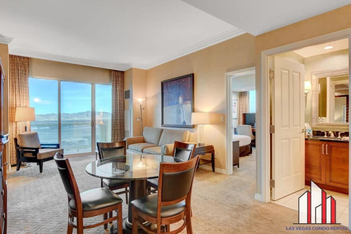 Signature 2br3ba Balcony Combo Units 29-602 And 04 *