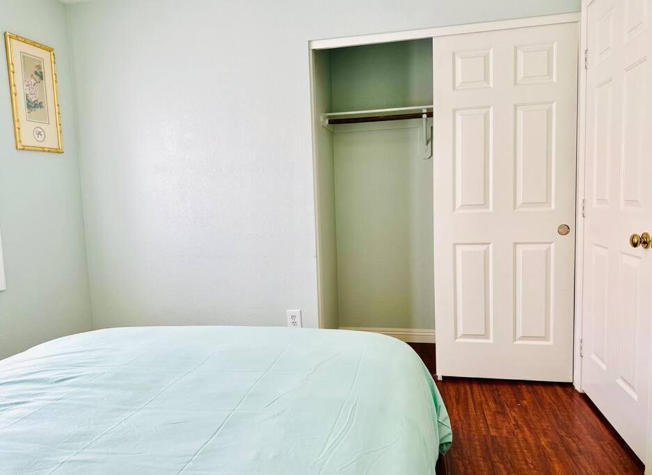 Lv 7bed 5bd 3ba Gem