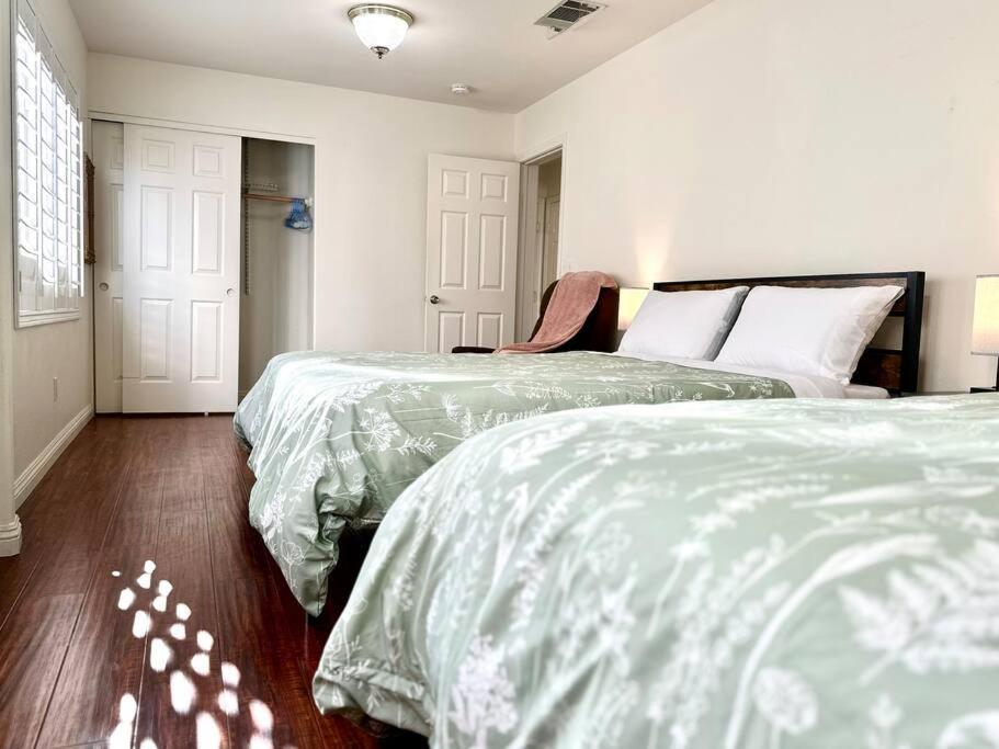 Lv 7bed 5bd 3ba Gem