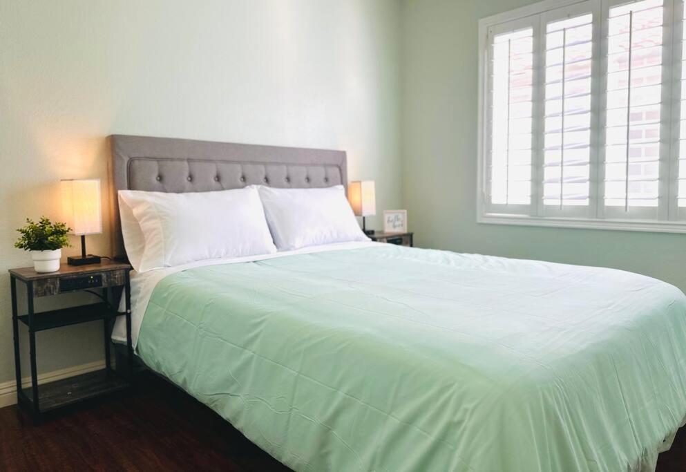 Lv 7bed 5bd 3ba Gem *