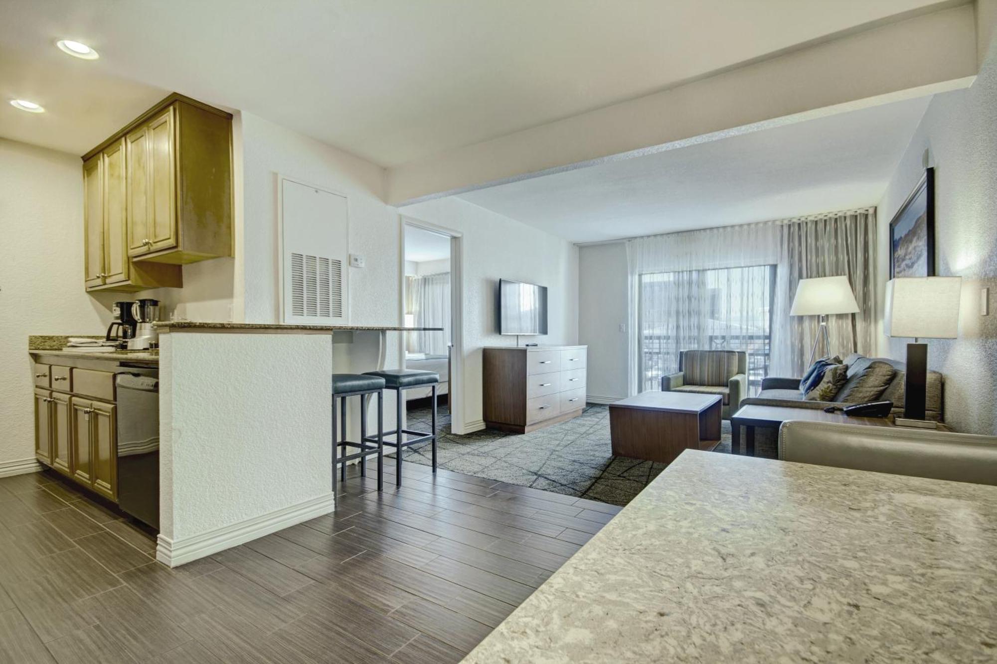Desert Rose Resort 3*
