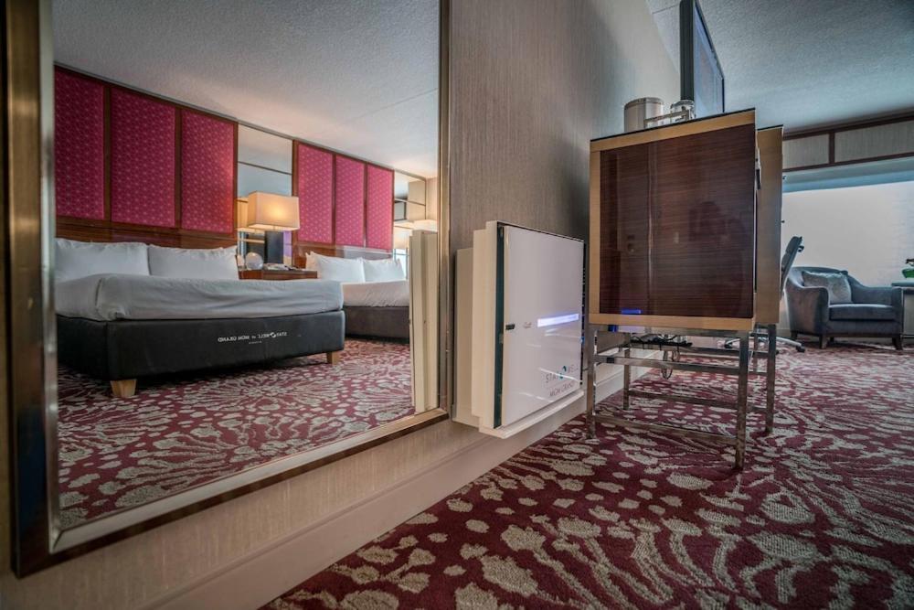 Hotel Mgm Grand & Casino By Suiteness 4*