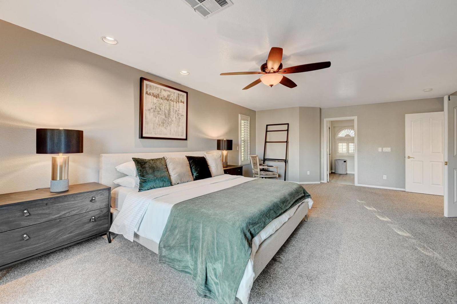 Gorgeous 6br With Pool And *
