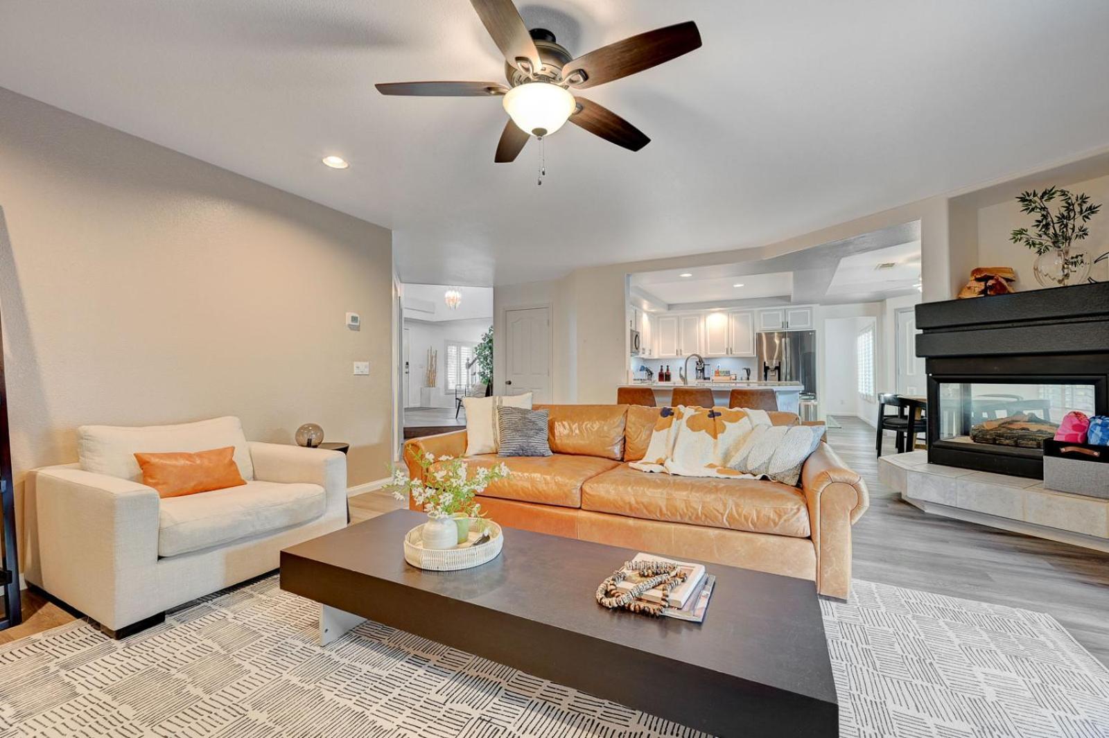 Gorgeous 6br With Pool And Holiday home *