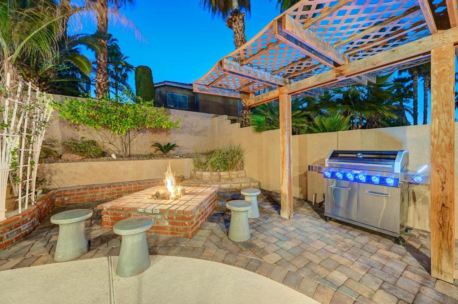 Gorgeous 6br With Pool And Holiday home