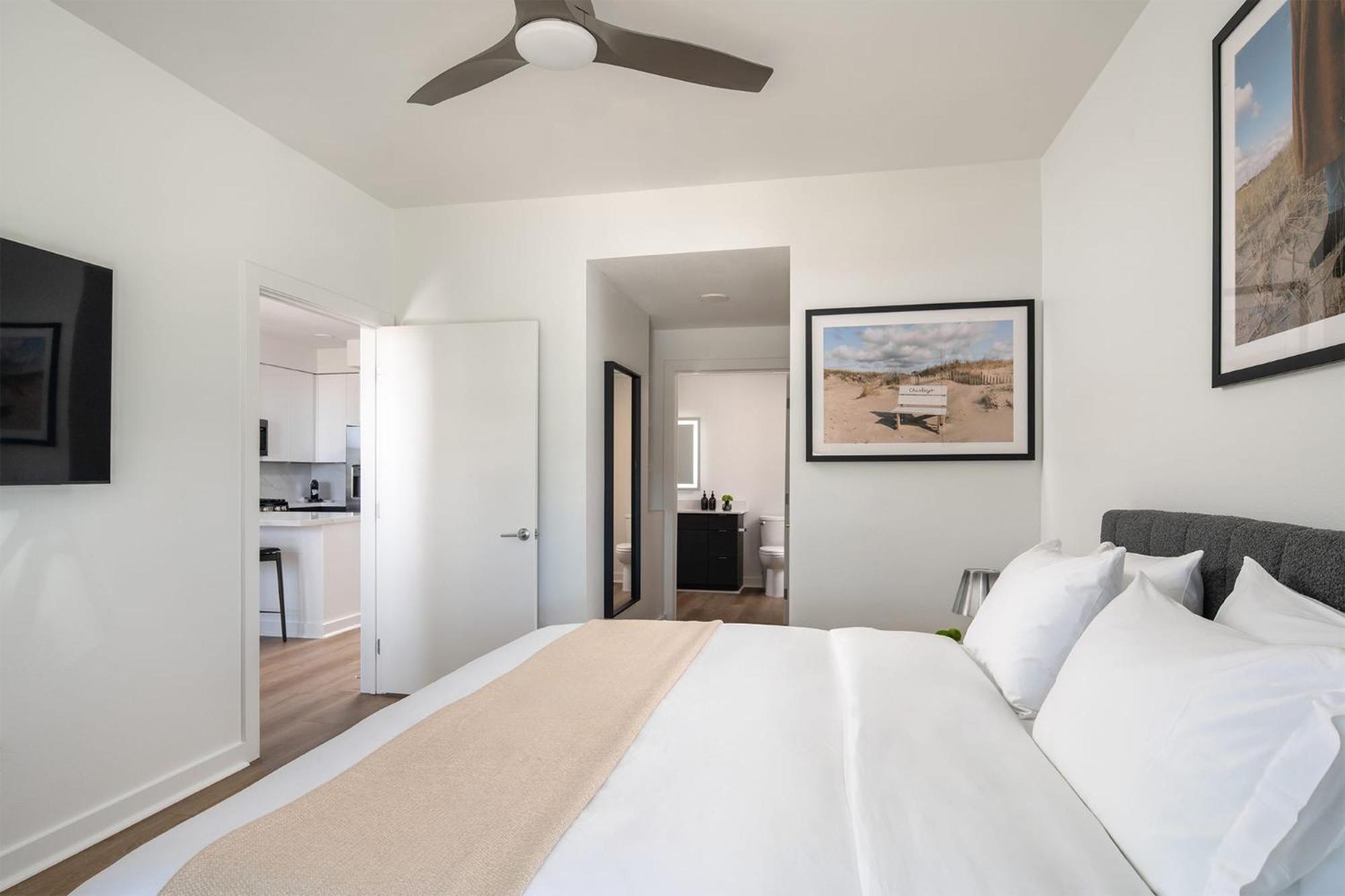 1 Bedroom Luxury Ariva Apartment *