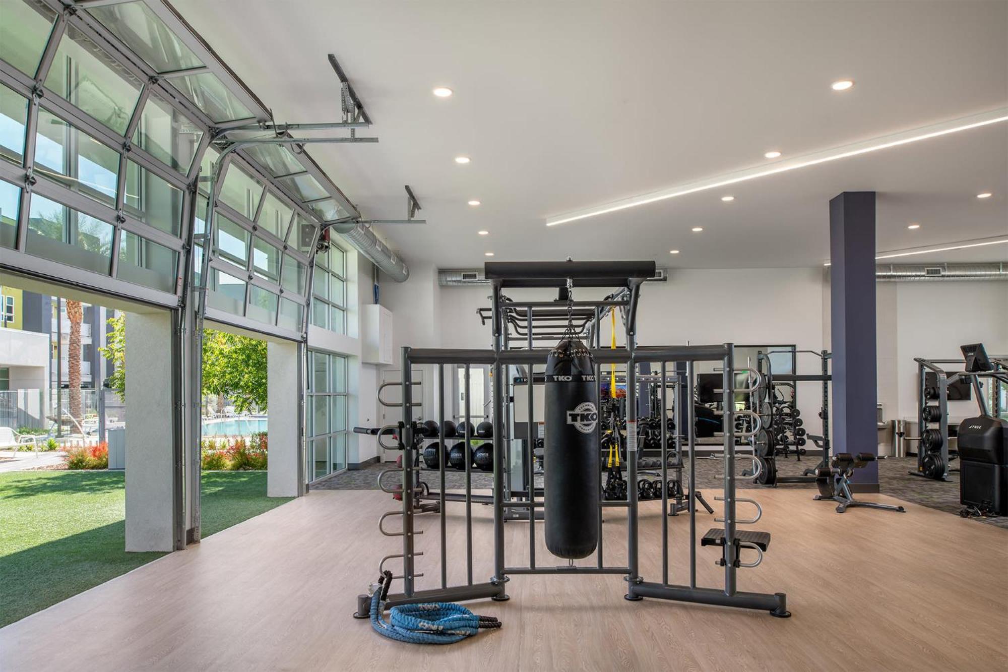 1 Bedroom Luxury Ariva
