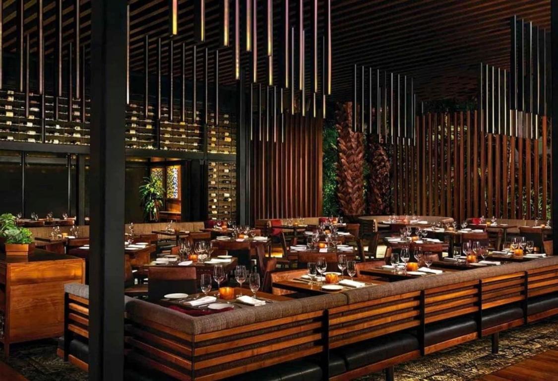 The Mirage & Casino By Suiteness Hotel