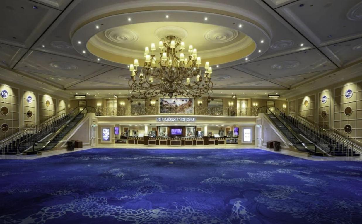 Hotel The Mirage & Casino By Suiteness 5*