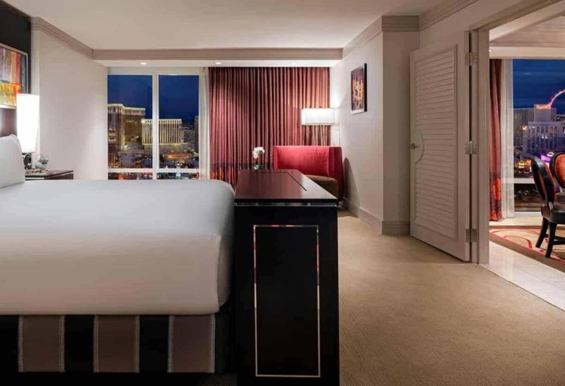 The Mirage & Casino By Suiteness Hotel 5*