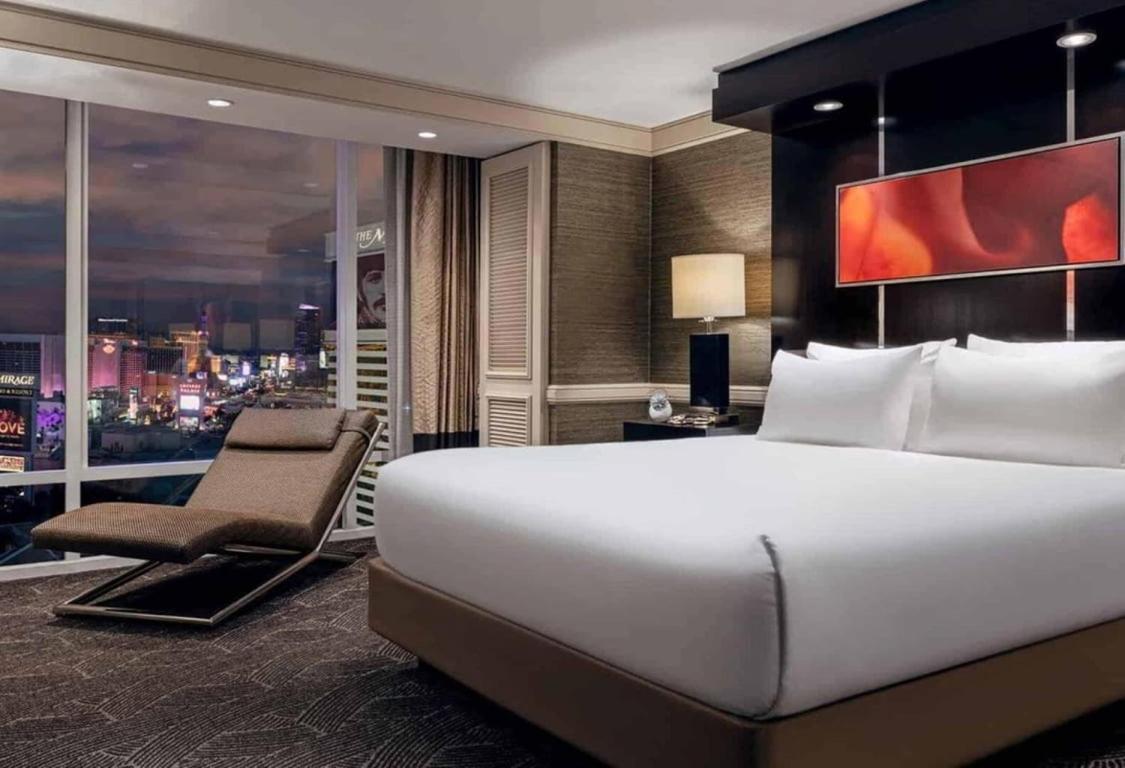 Hotel The Mirage & Casino By Suiteness 5*