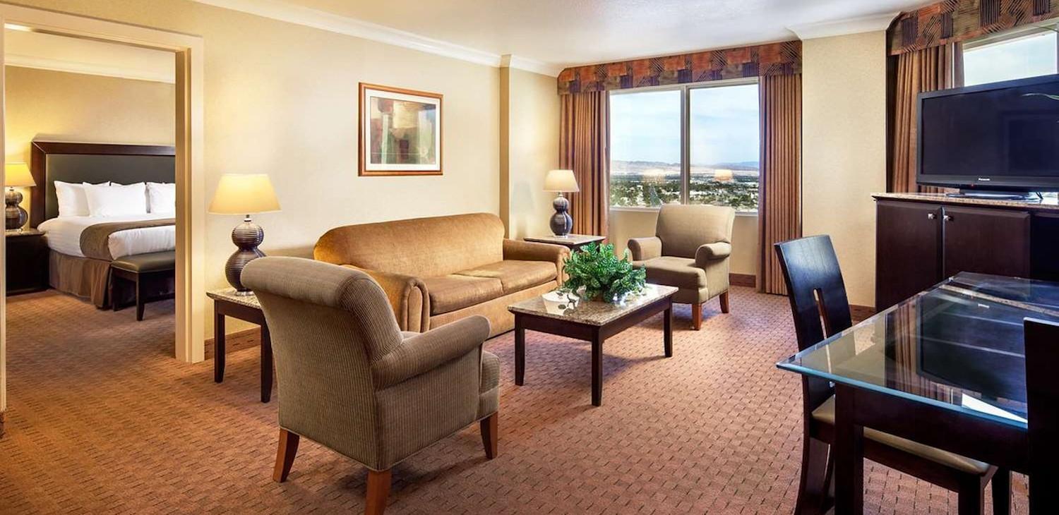 The Strat Hotel, Casino & Tower