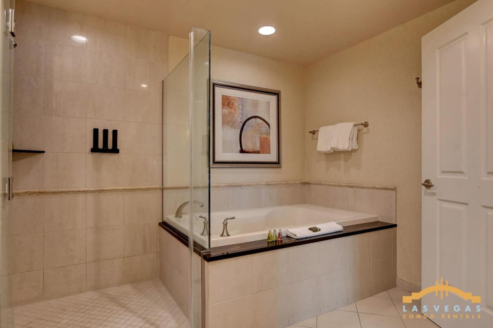 Mgm Signature-04-611 Strip View Jacuzzi Holiday home *