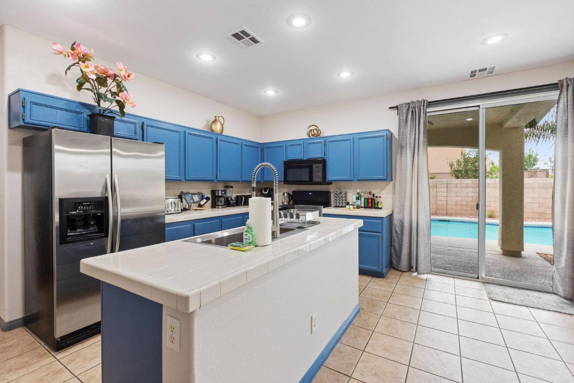 3000sqft House 8beds3bath Pooljacuzzibbqj Apartment *