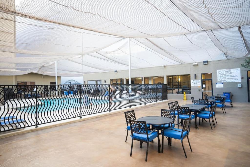 Apartment Together - Penthouse - 2 Bed & 2 Bath