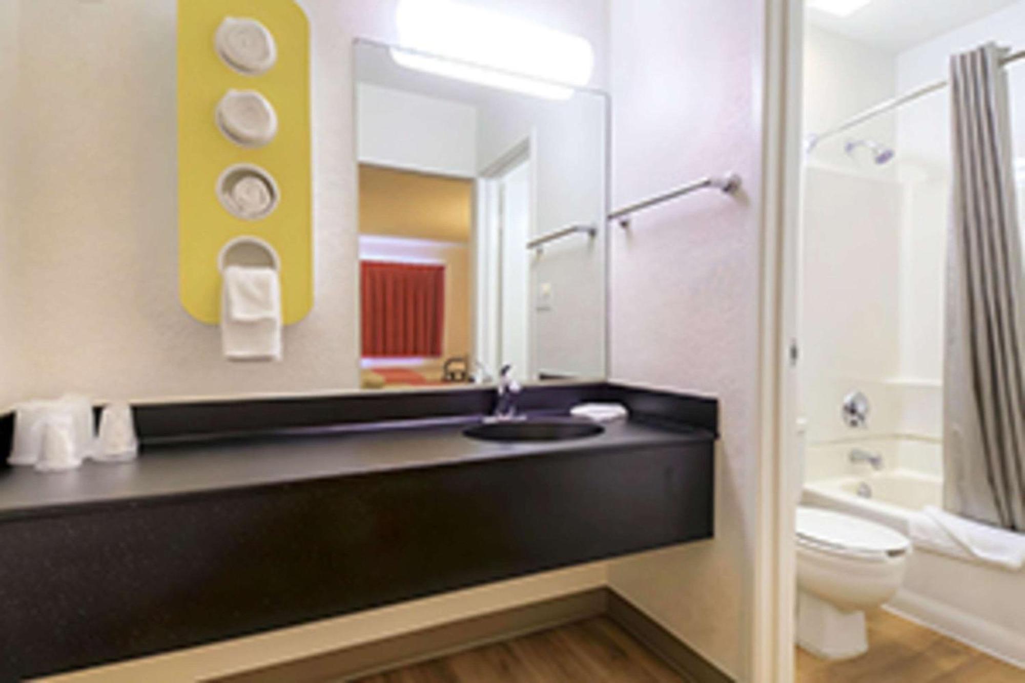 Inn Park By Radisson, Vegas Boulder Hwy 2*