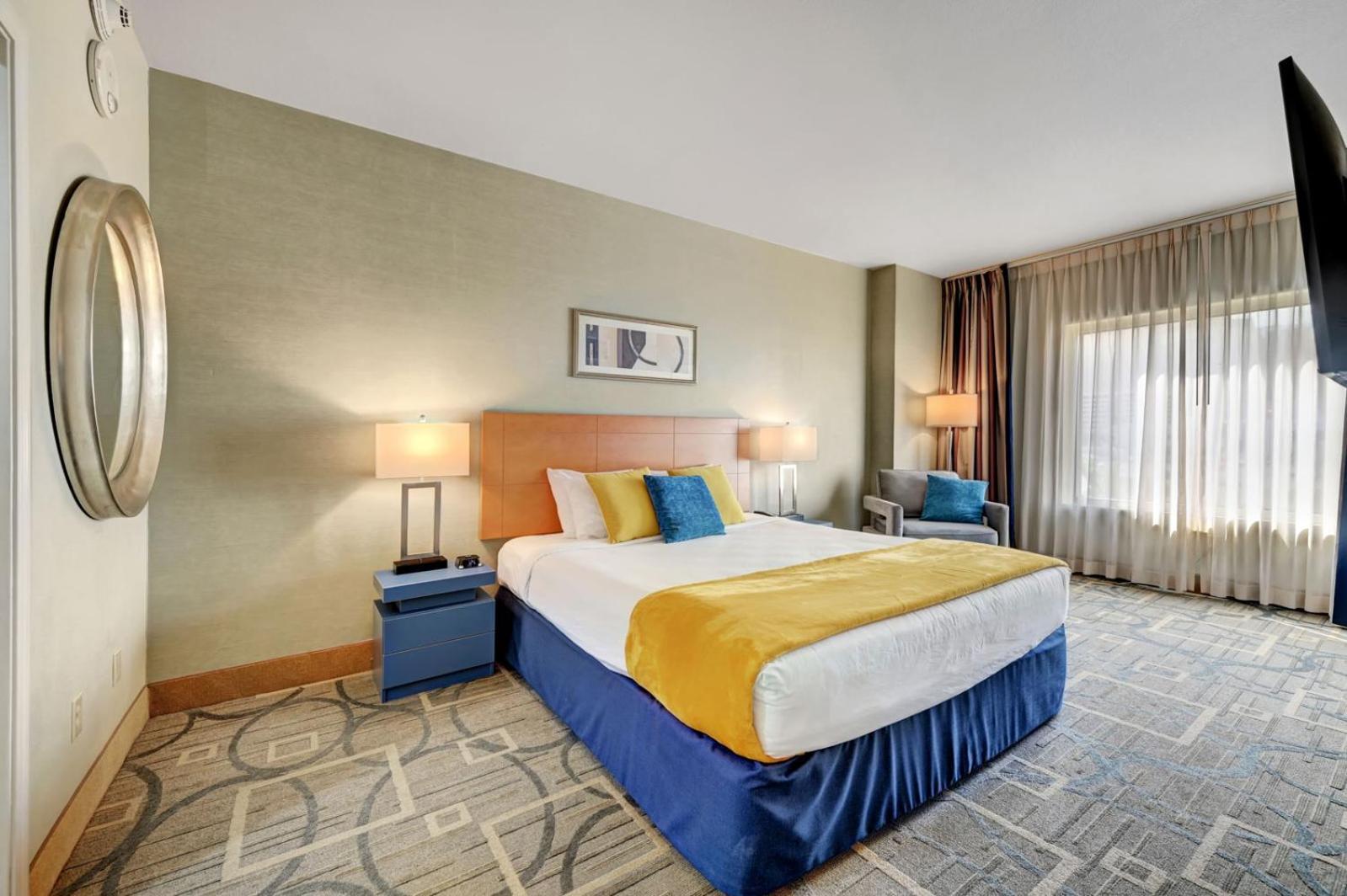 Aparthotel Royal Oasis At Platinum Hotel-strip Views Las Vegas