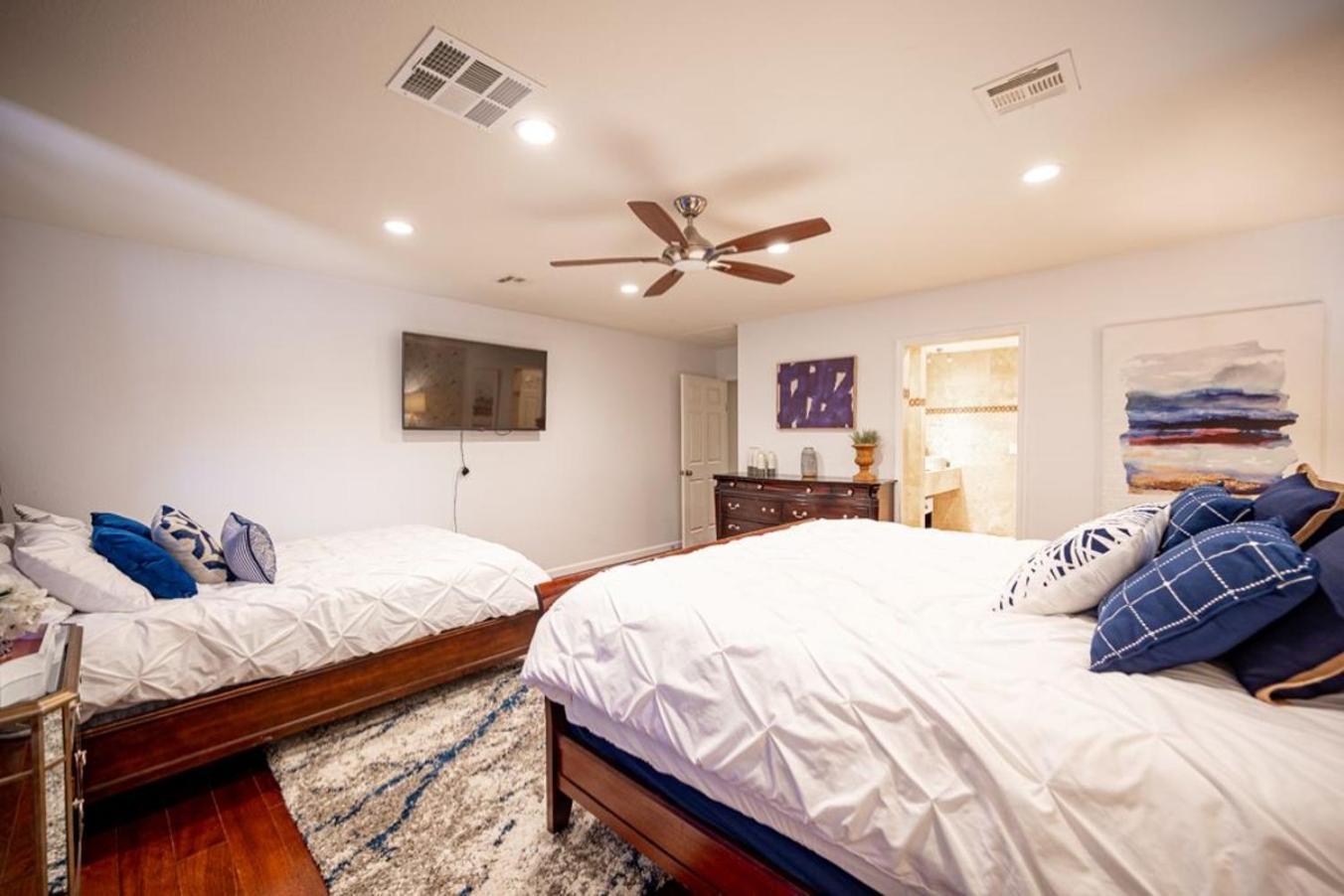 Holiday home Your Private, Luxurious & Large Oasis-4 Las Vegas