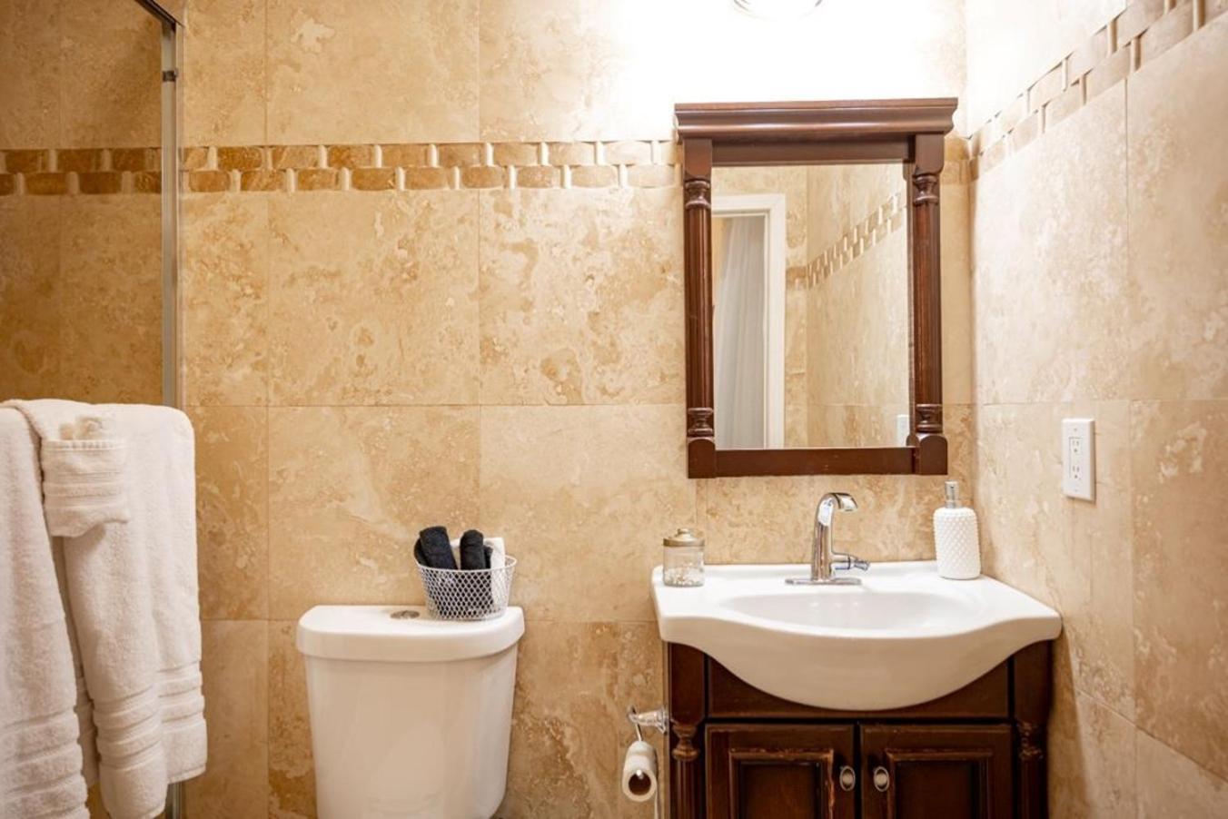 Your Private, Luxurious & Large Oasis-4 Las Vegas