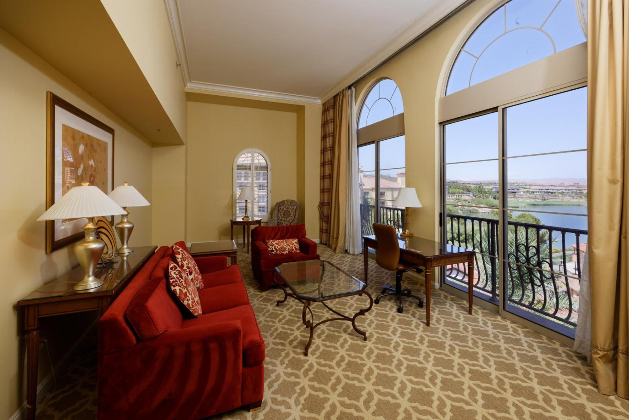 Hilton Vegas & 4*