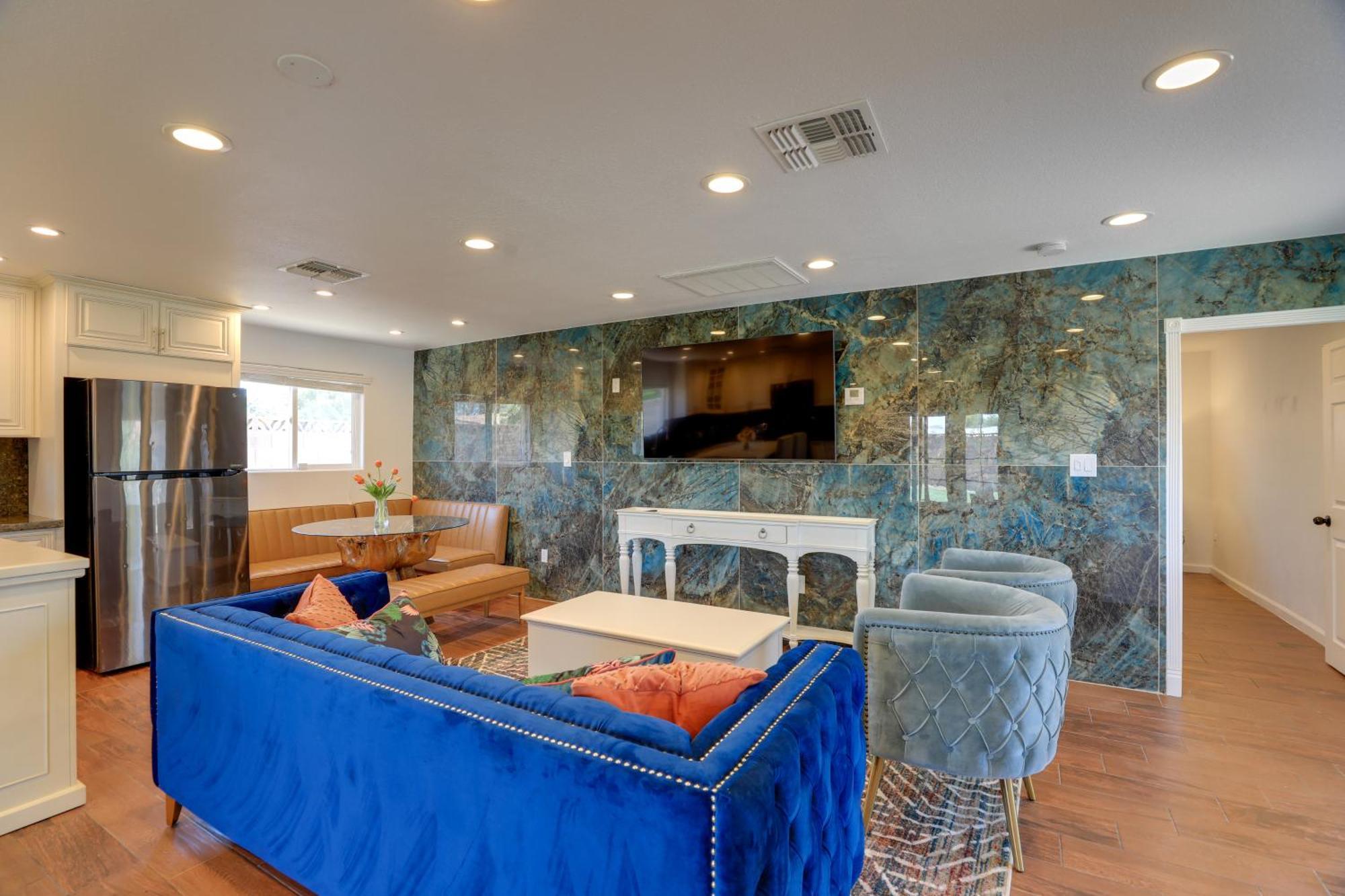 Luxe Vegas Casita With Patio About 6 Mi To Strip! Holiday home *