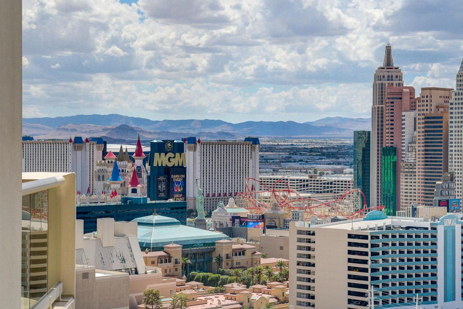 Aparthotel Amethyst Ii Balcony Strip View Mgm Signature Las Vegas