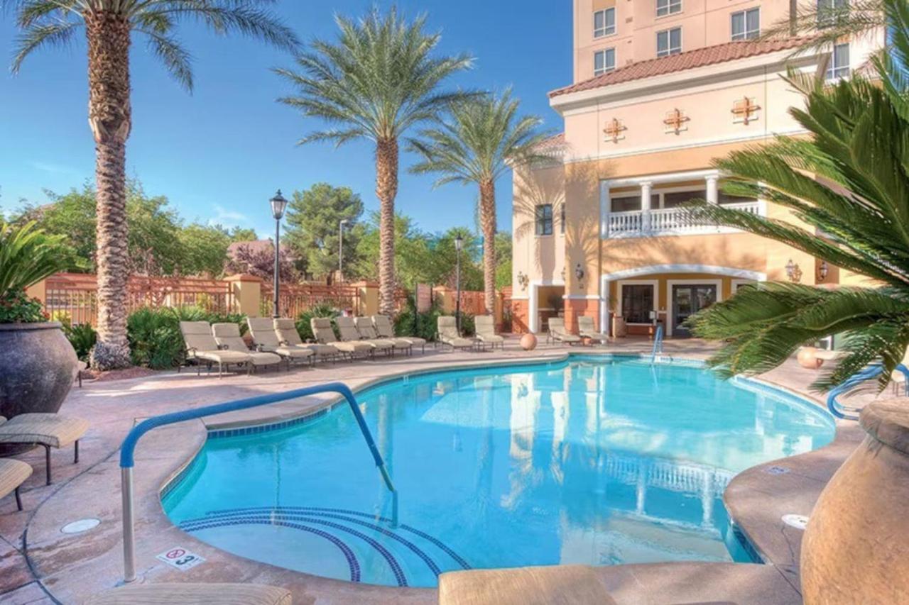 Beautiful In Vegas 1bd Near The Strip