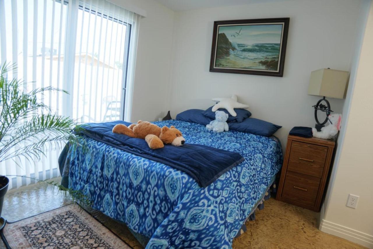 327 7 Bedroom With Fenced Yard Holiday home Las Vegas
