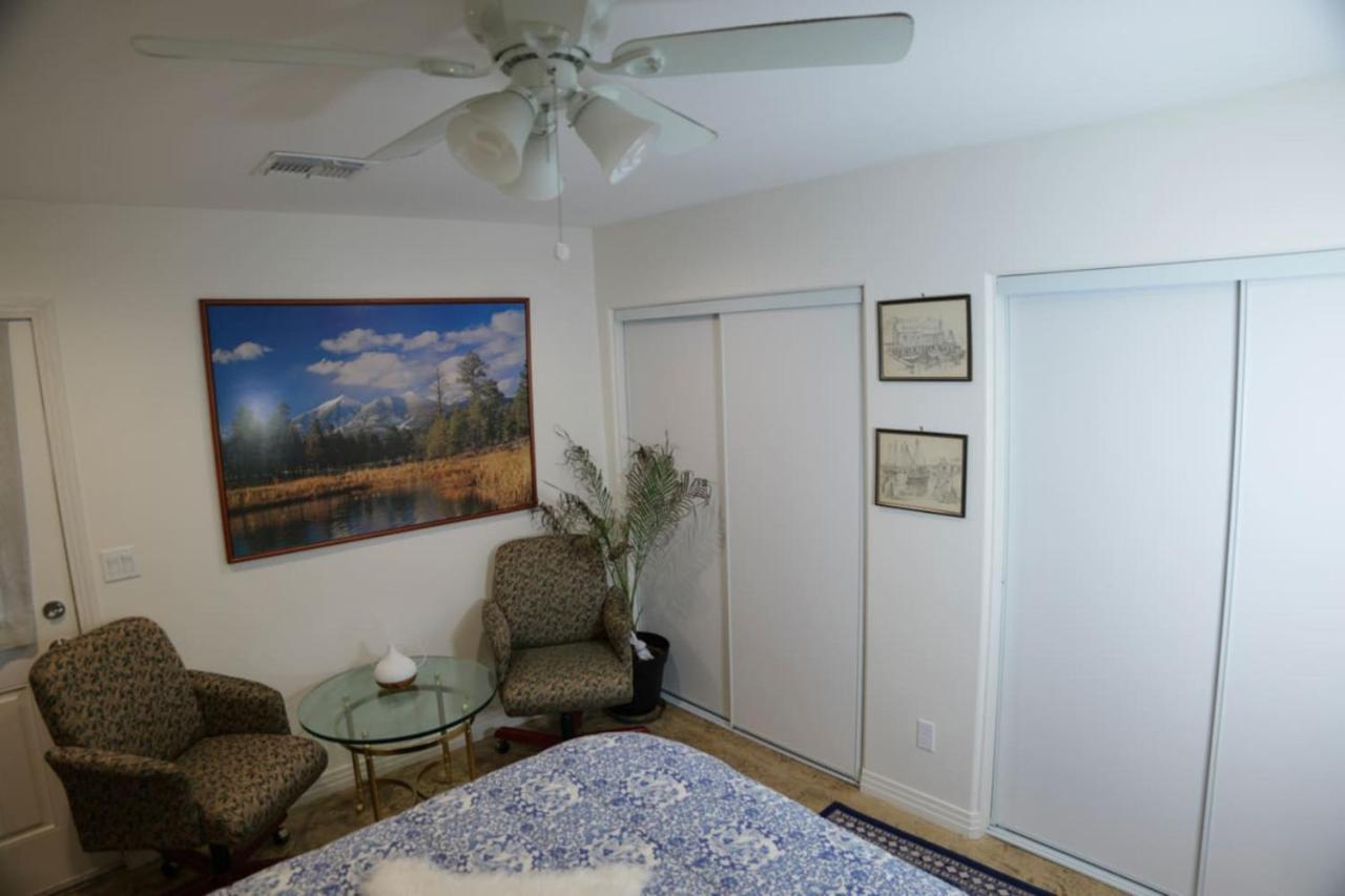 Holiday home 327 7 Bedroom With Fenced Yard Las Vegas