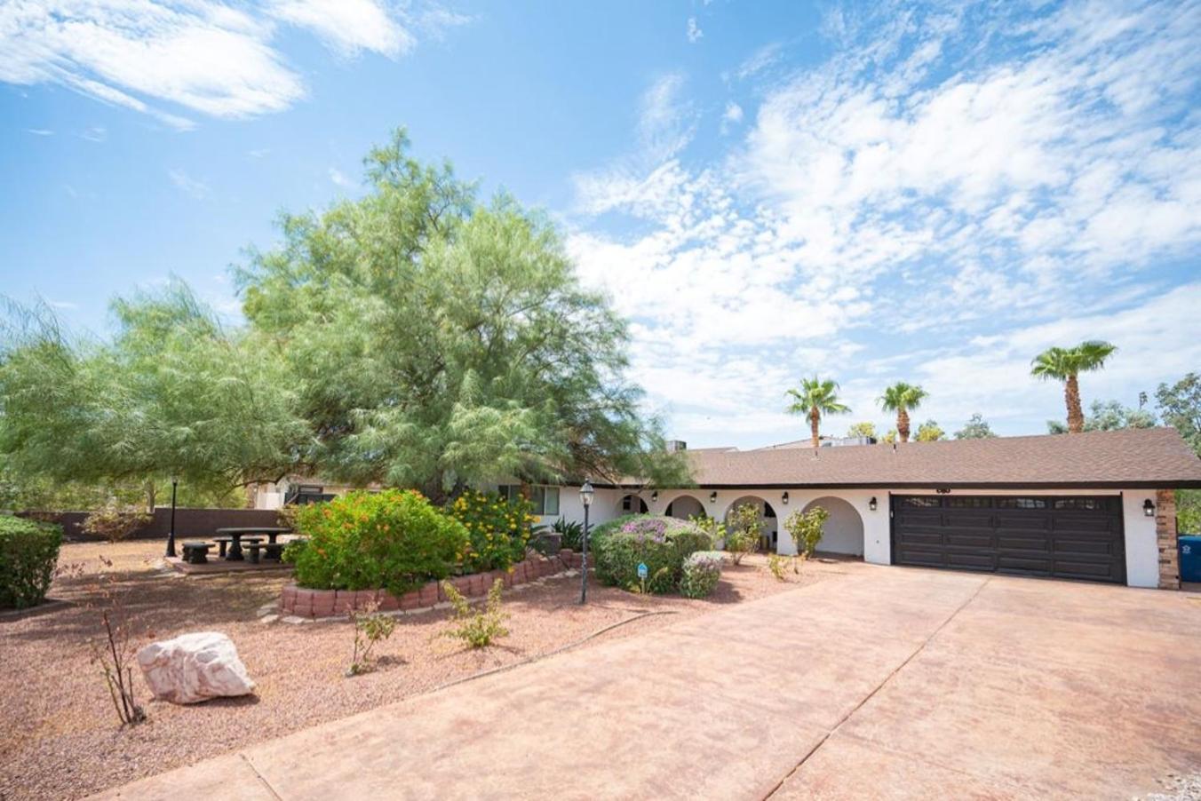 Holiday home Your Private, Luxurious & Large Oasis-4