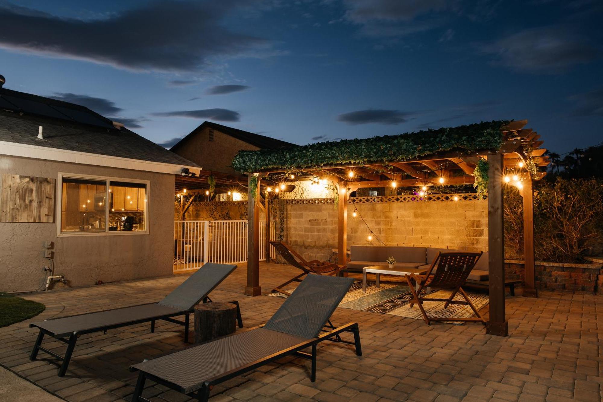 Holiday home Fabulous Oasis In Near By Strip Las Vegas