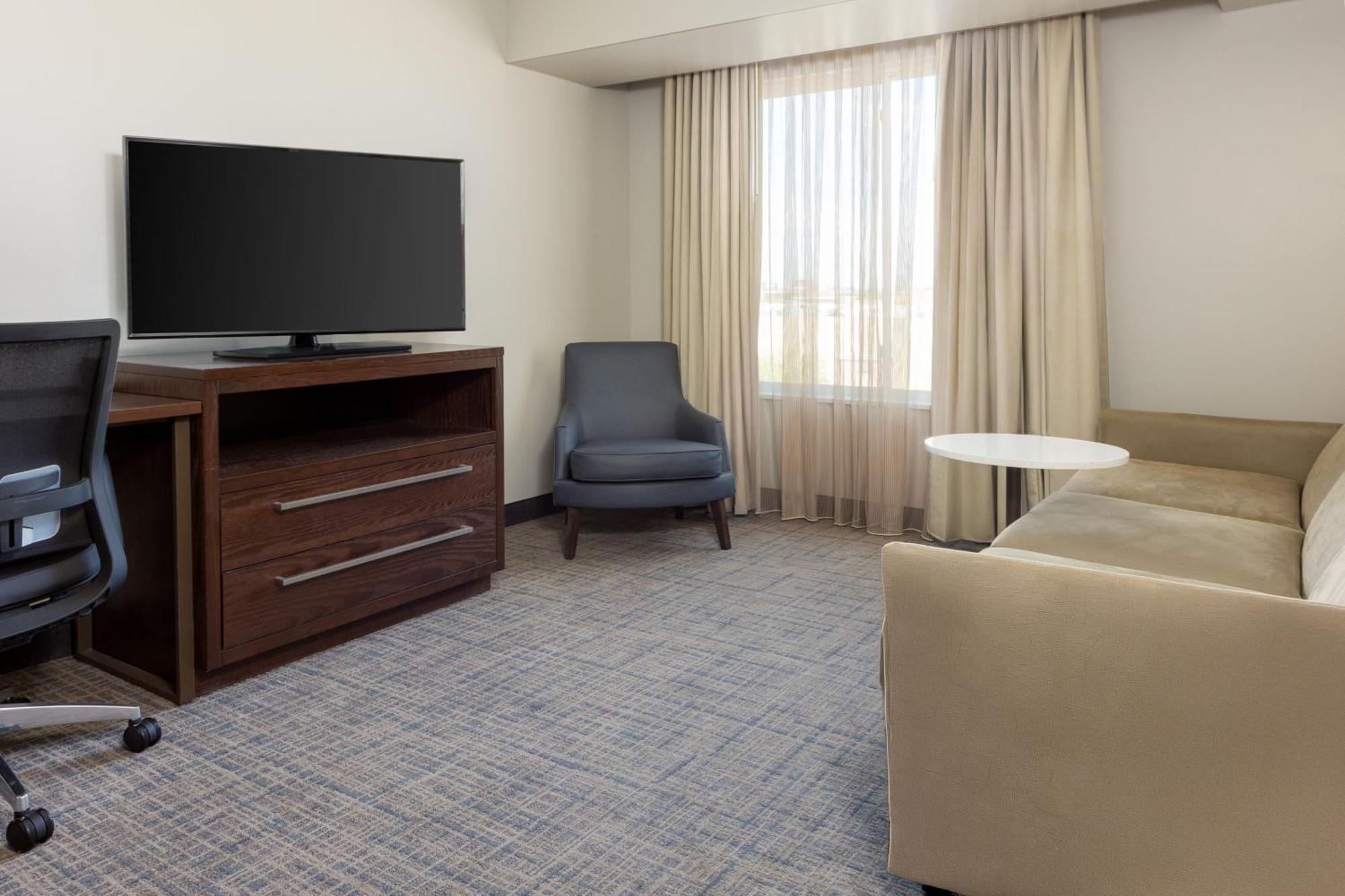 By Marriott Vegas Airport