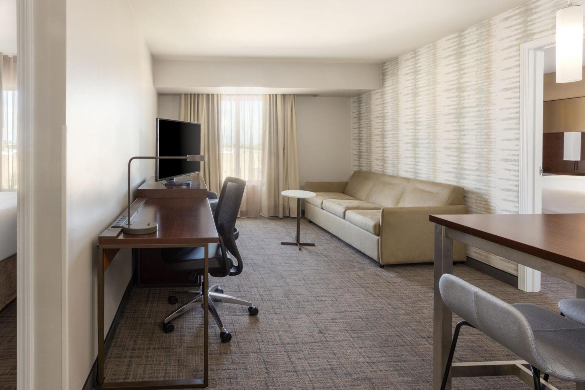 Hotel By Marriott Vegas Airport