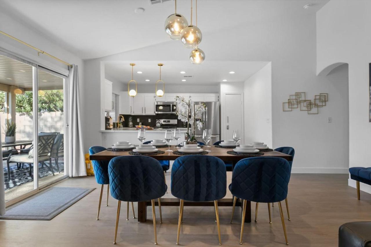 Stylish 4br With New Pool By Craig Park