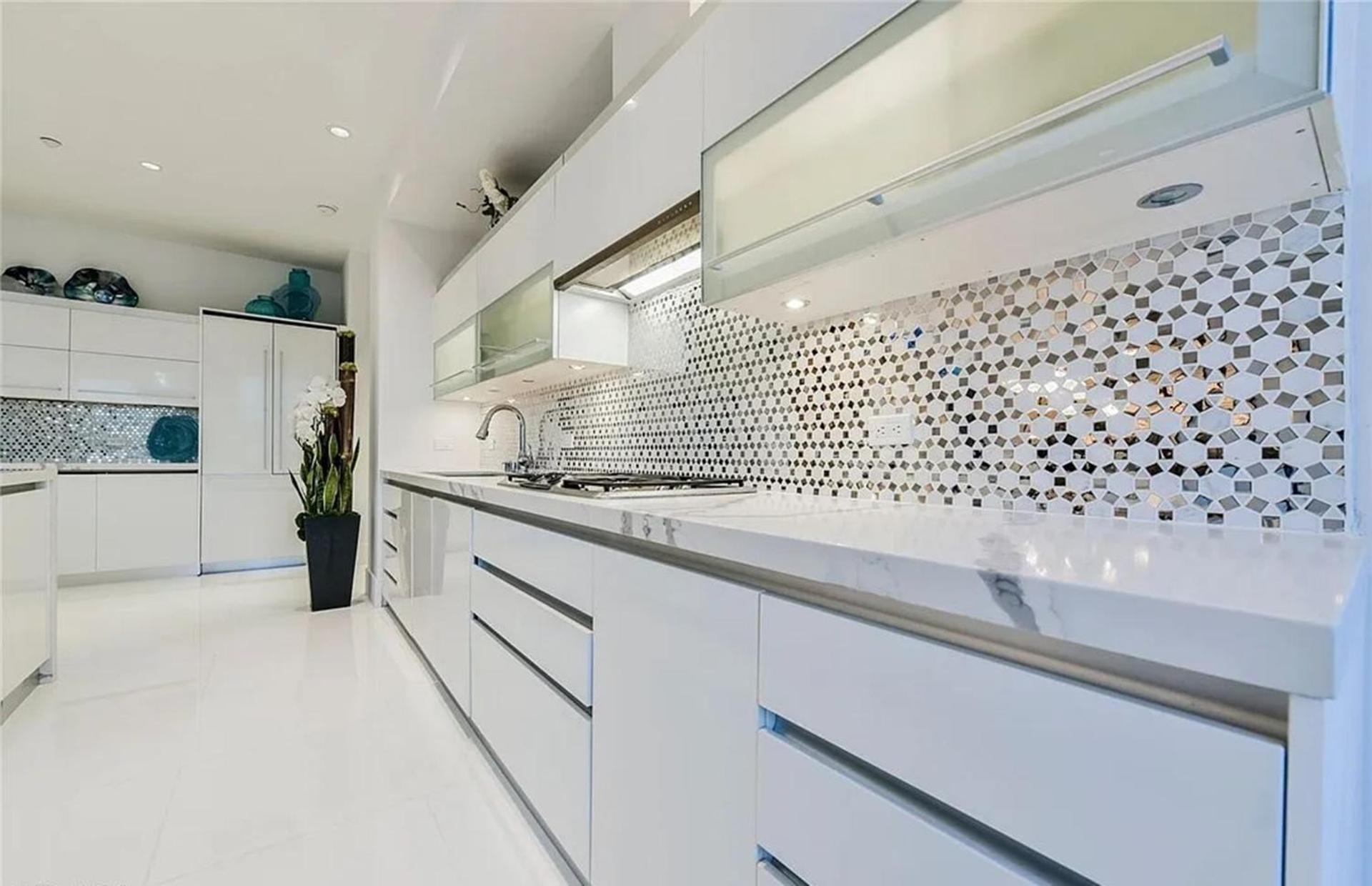 Apartment Exquisite High-rise With Panoramic View *