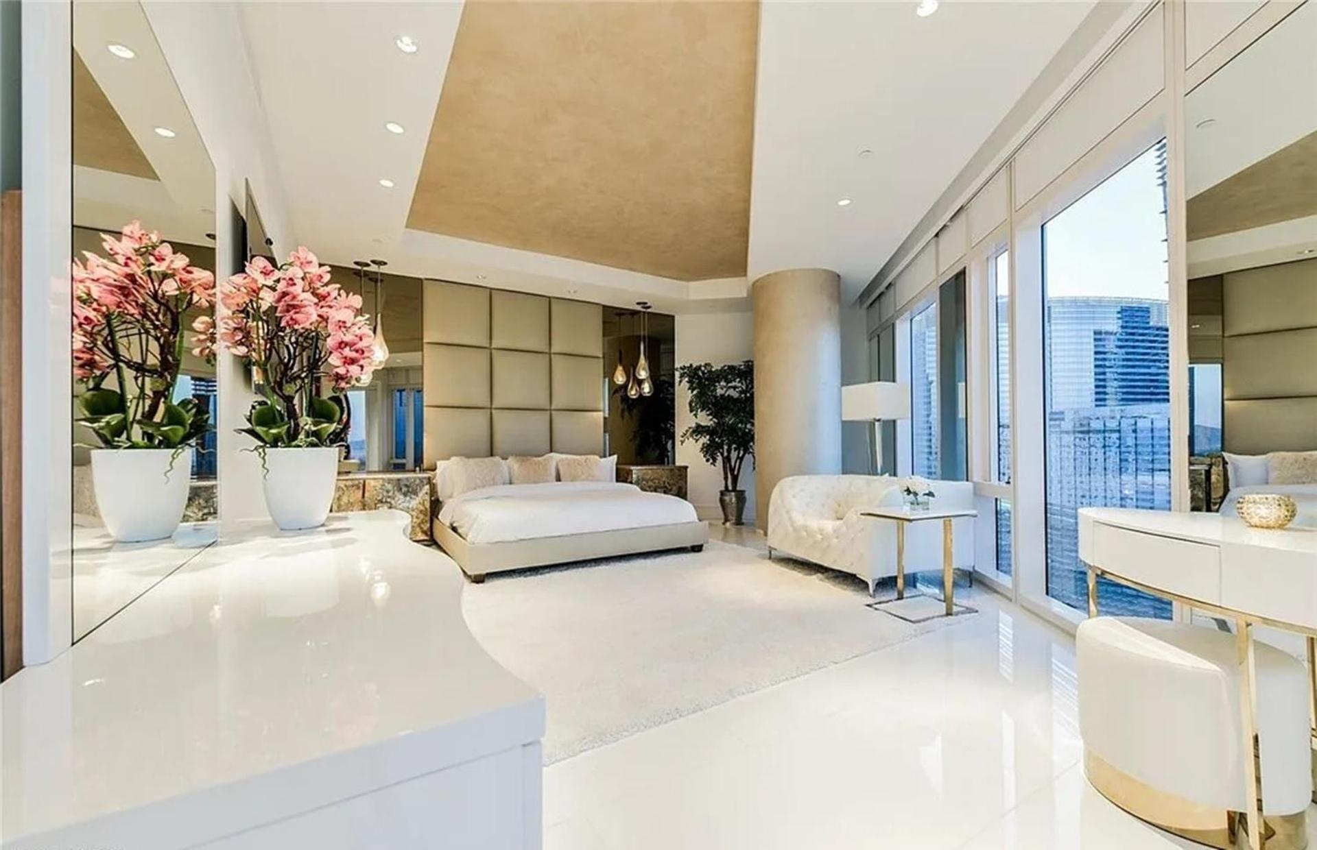 Apartment Exquisite High-rise With Panoramic View *