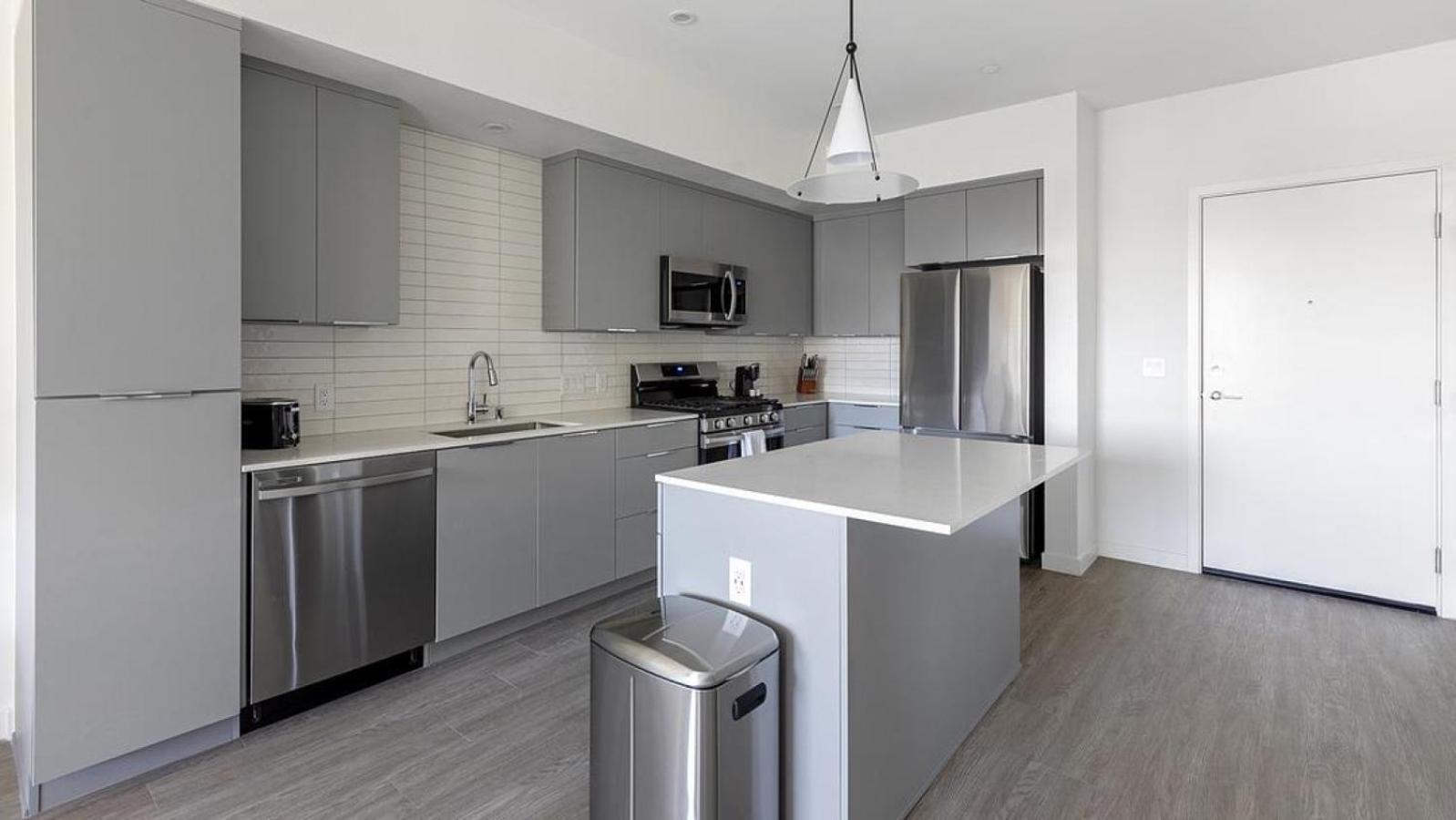 Apartment Landing At The Ellison - 2 Bedrooms In Rhodes Ranch *
