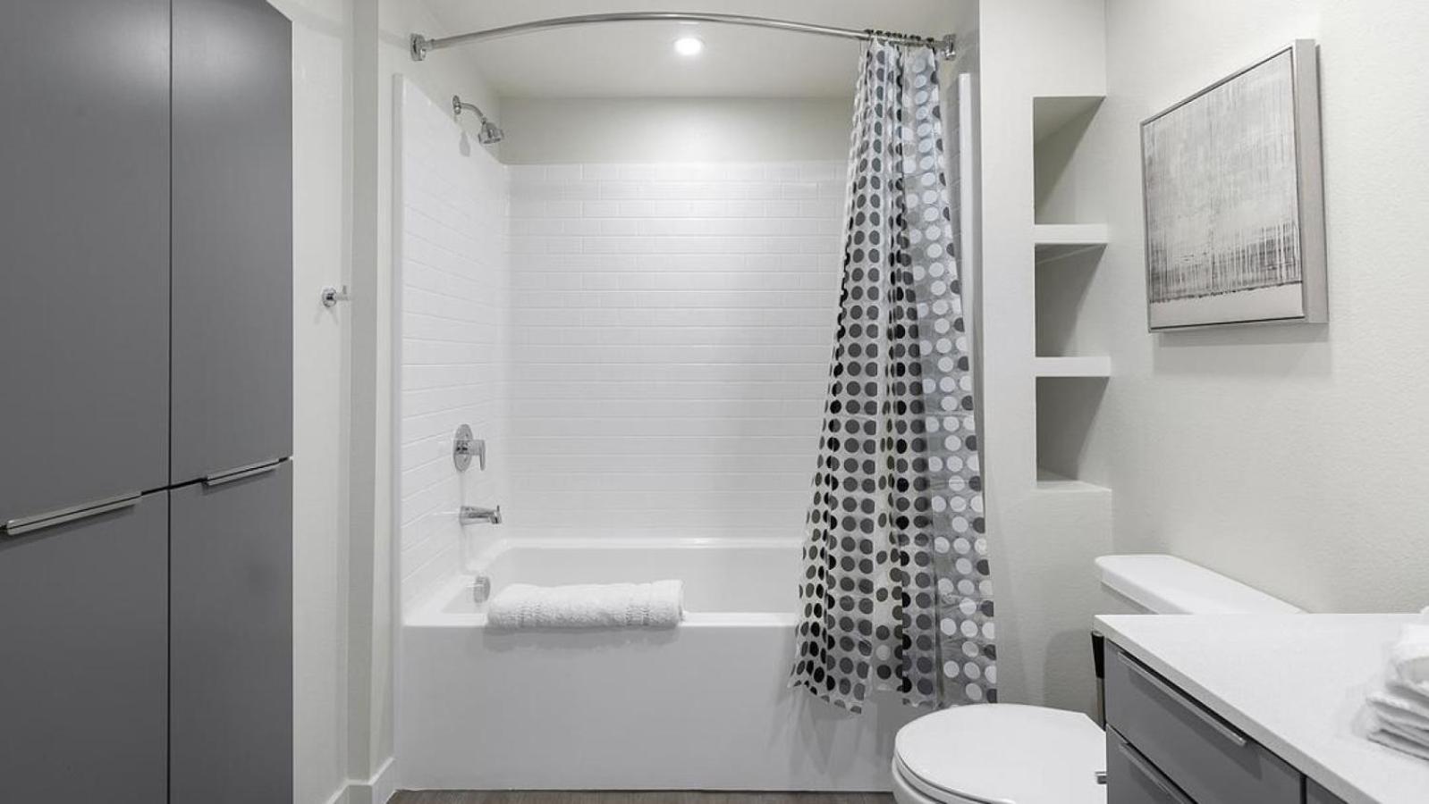 Landing At The Ellison - 2 Bedrooms In Rhodes Ranch Las Vegas
