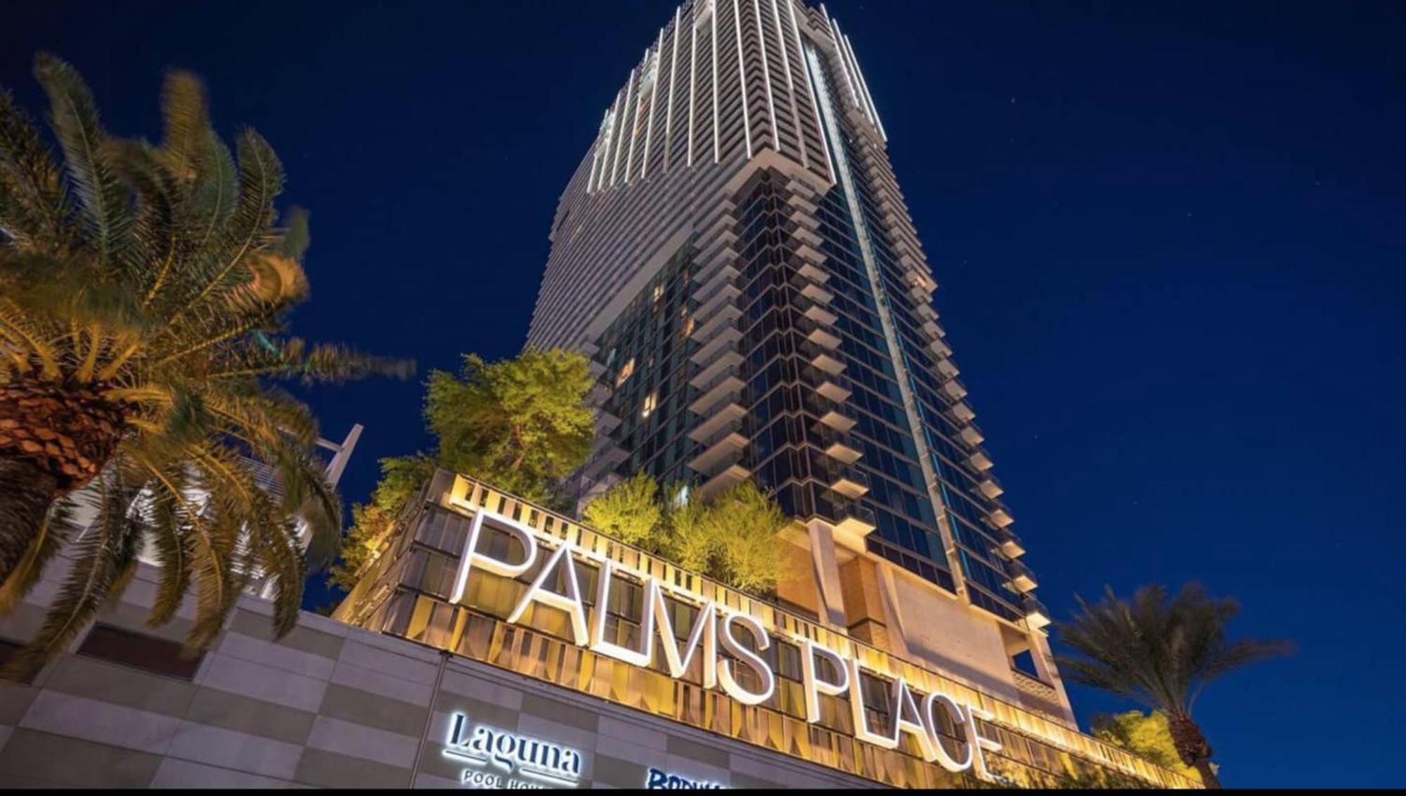37th Floor Strip View Palm Place * Las Vegas