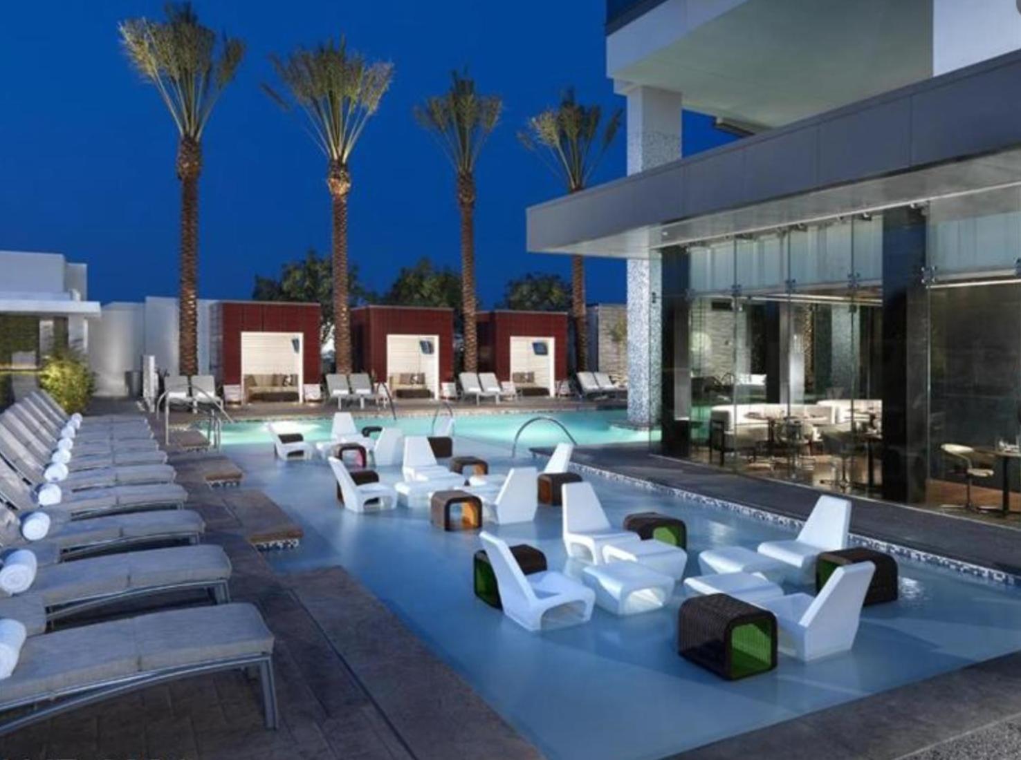 37th Floor Strip View Palm Place *