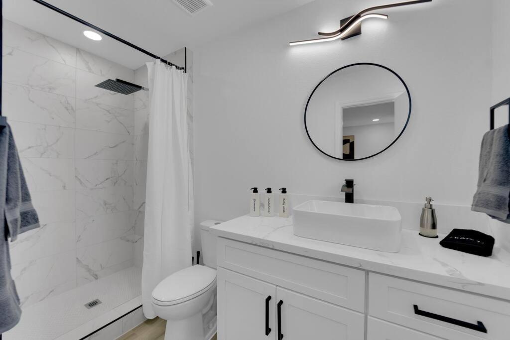 Vegas Bliss Near The Strip - Pet & Family Friendly Holiday home