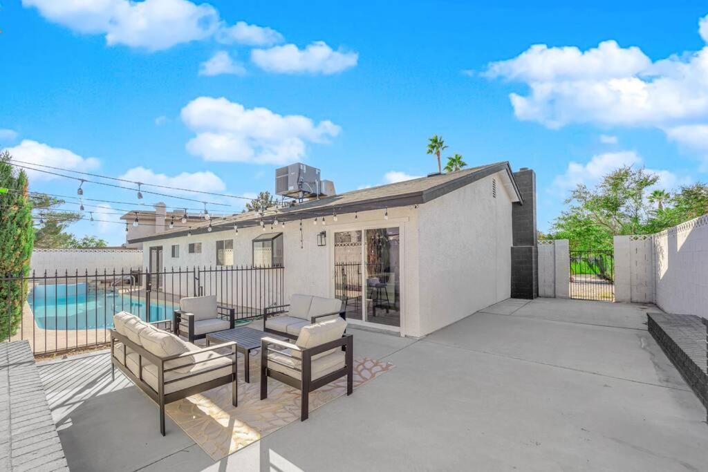 Vegas Bliss Near The Strip - Pet & Family Friendly Las Vegas
