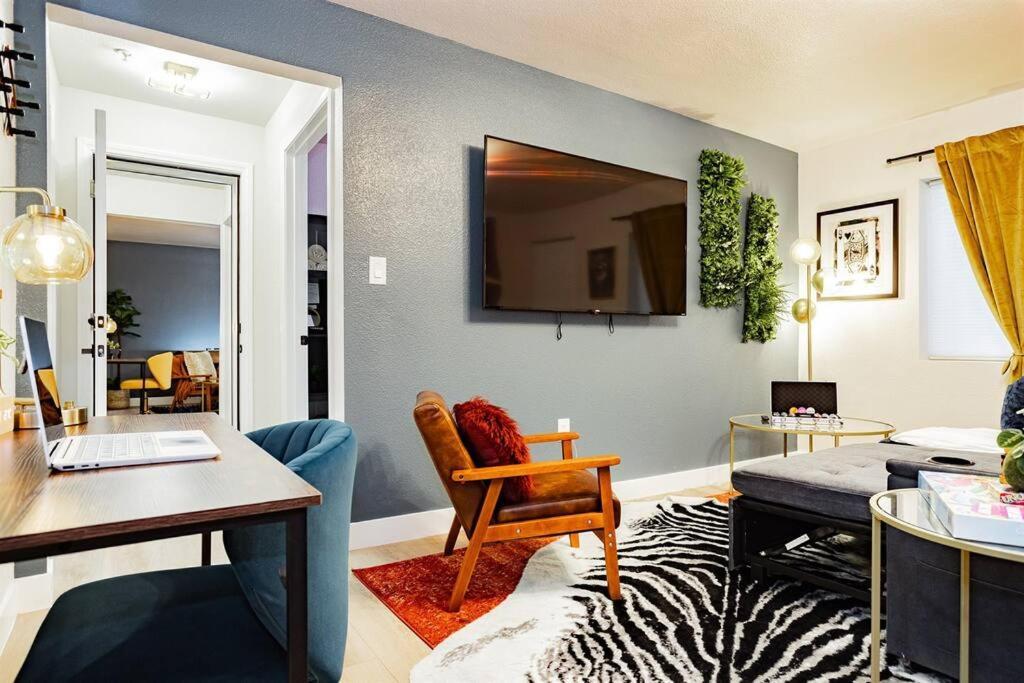 Star Unit 3- New Premier & Private Vegas Arts District Ferienhaus Las Vegas