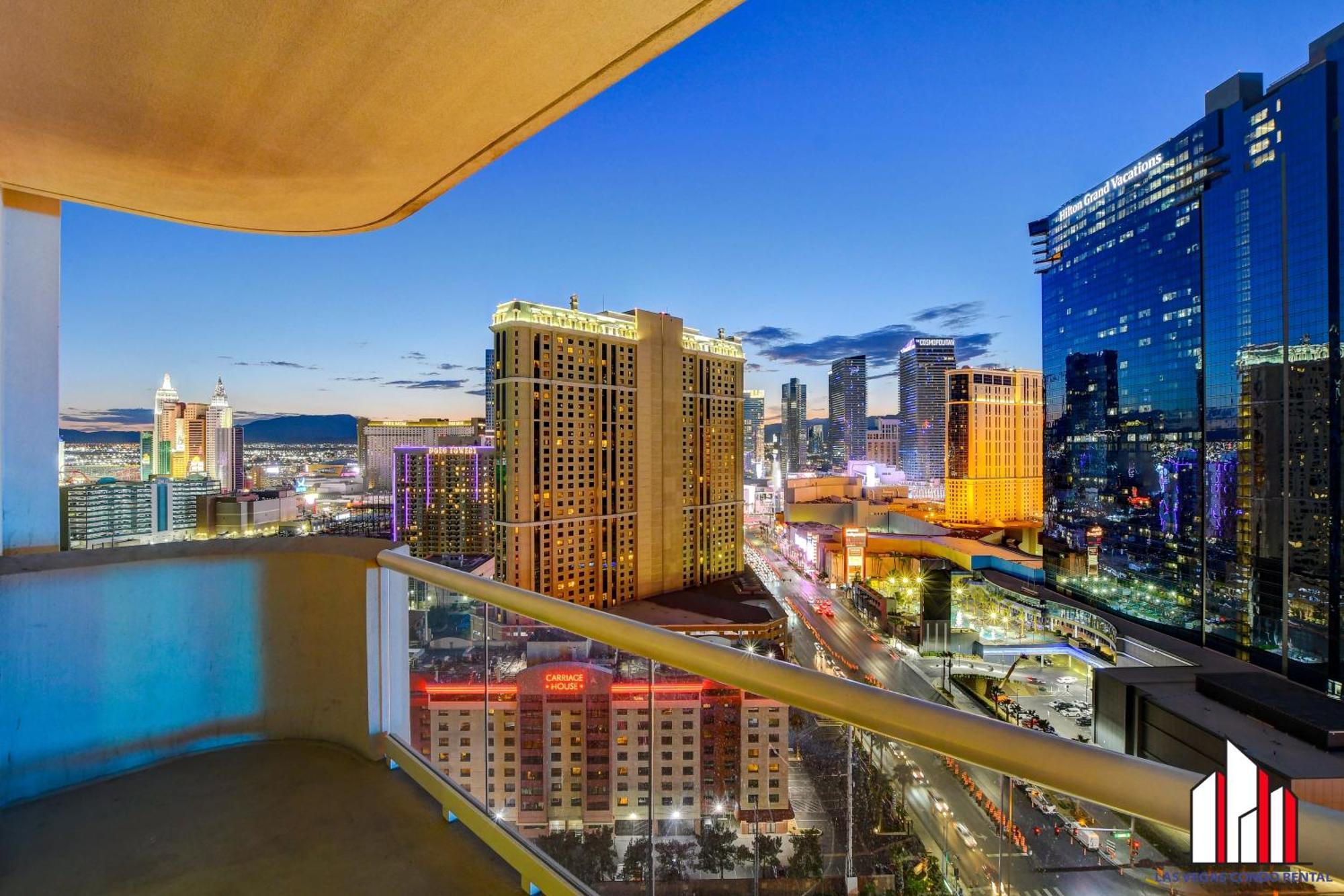 Mgm Signature-22-805 F1 Track & Strip View Balcony Holiday home Las Vegas
