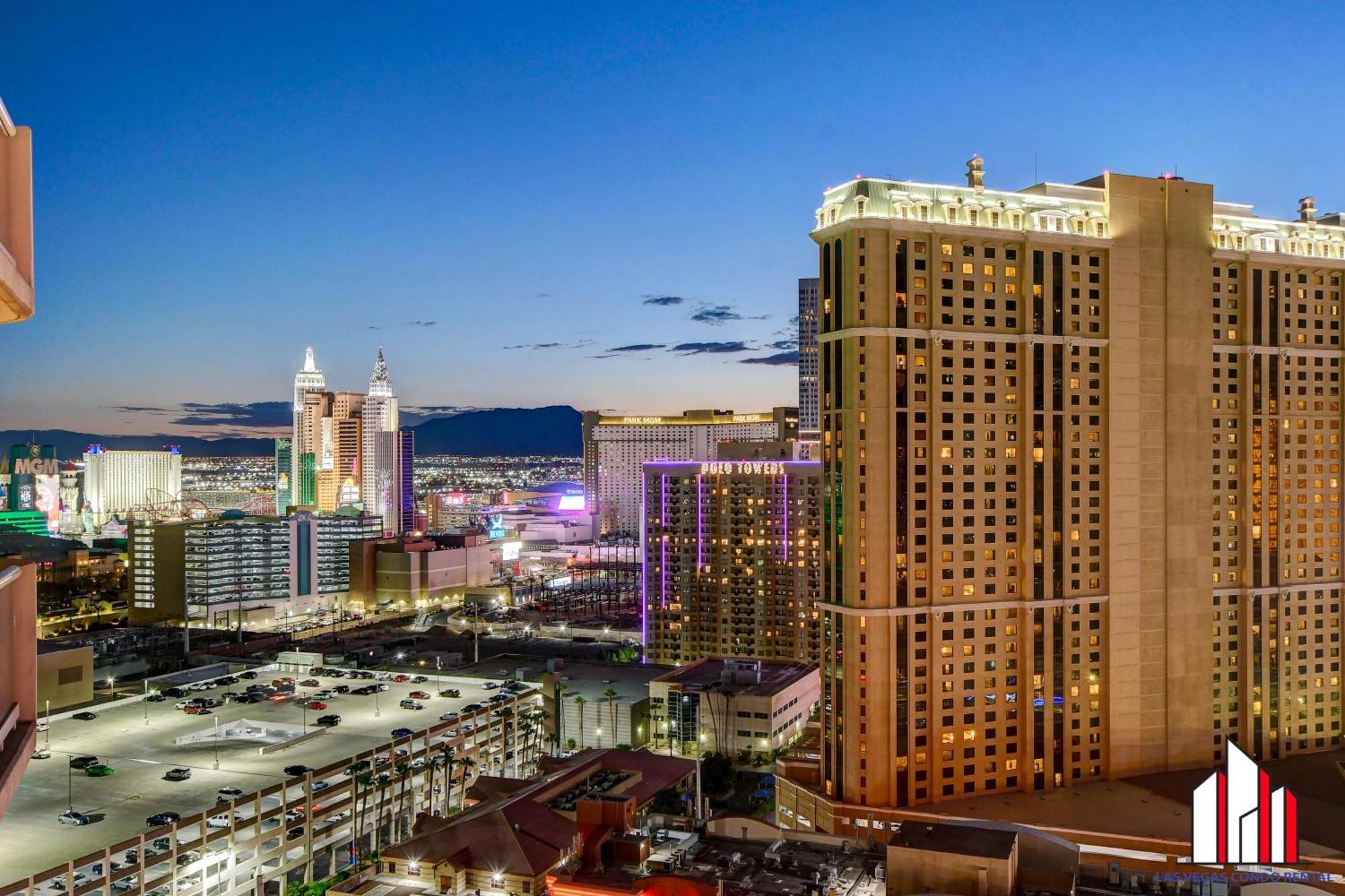 Mgm Signature-22-805 F1 Track & Strip View Balcony Las Vegas