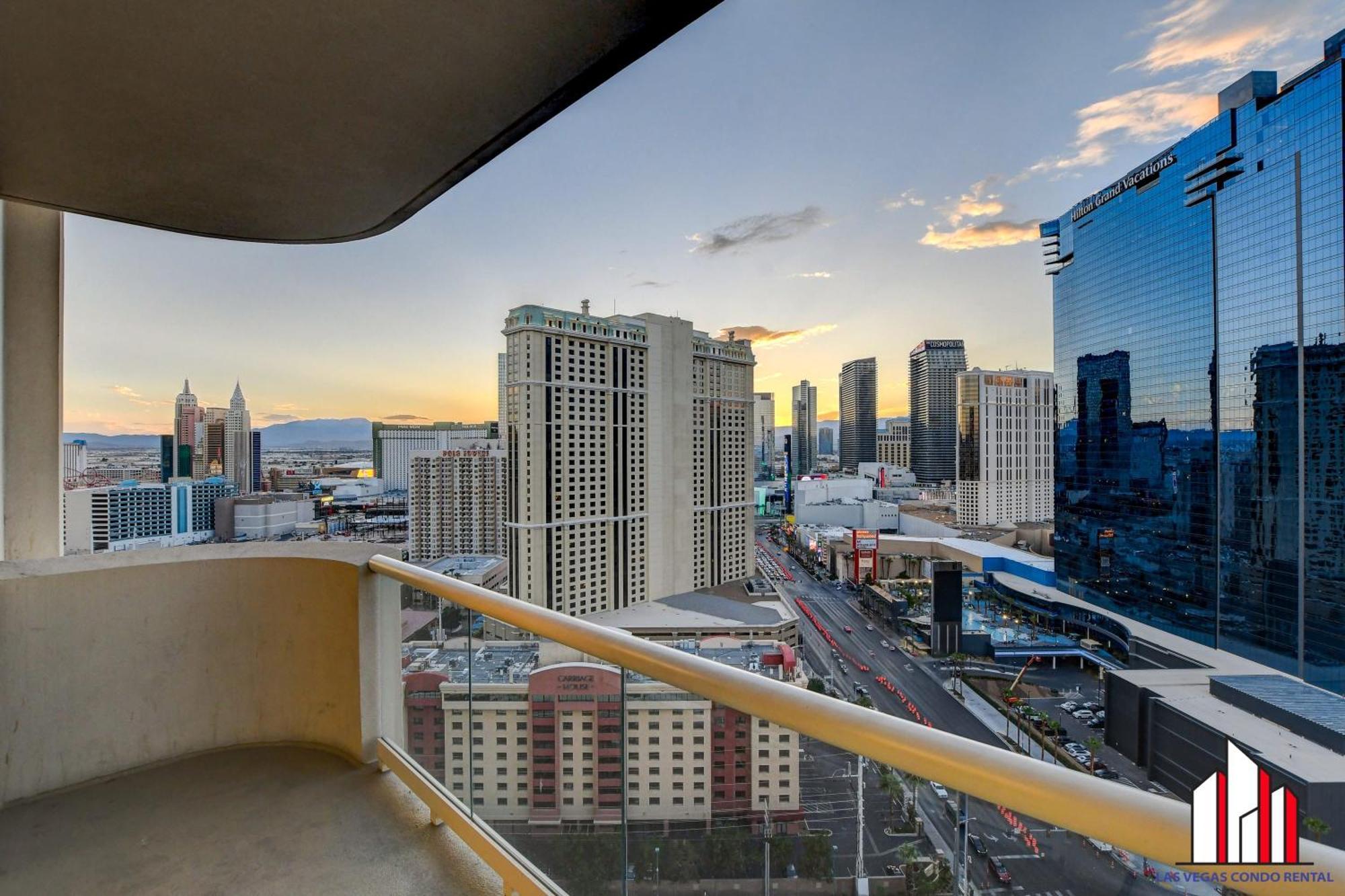 Mgm Signature-22-805 F1 Track & Strip View Balcony Holiday home *