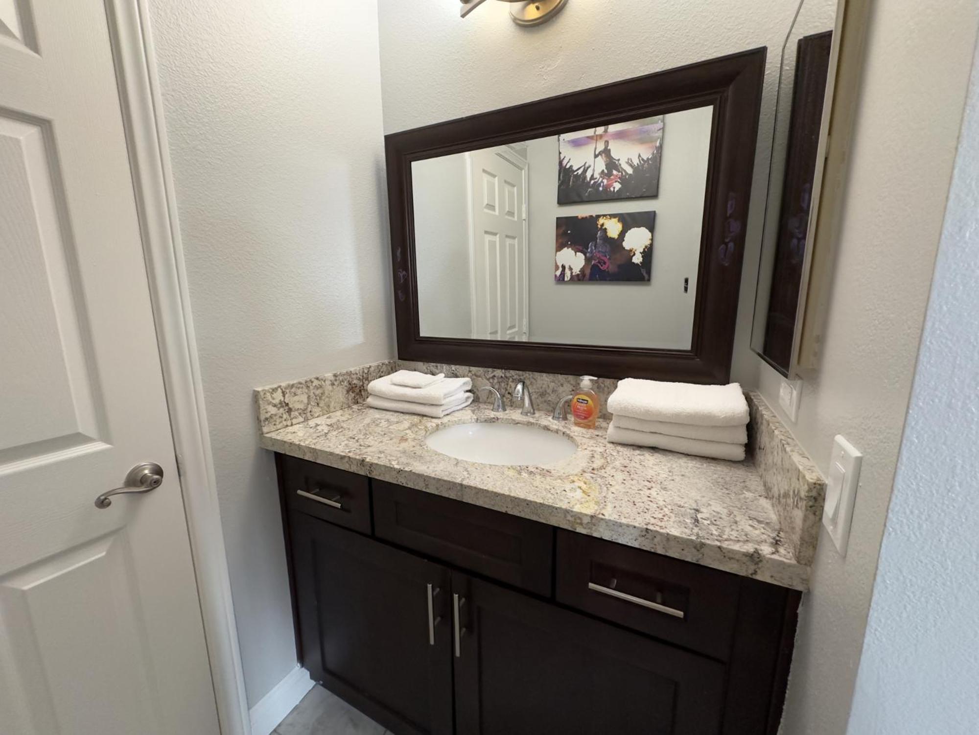 Holiday home Heated Salt Pool, Bbq, Movie Projector, Stereo, Billiards Table, Arcade Game, Darts - Stone Sanctuary Nw At Childrens Memorial Park, Pool Heat Optional Las Vegas